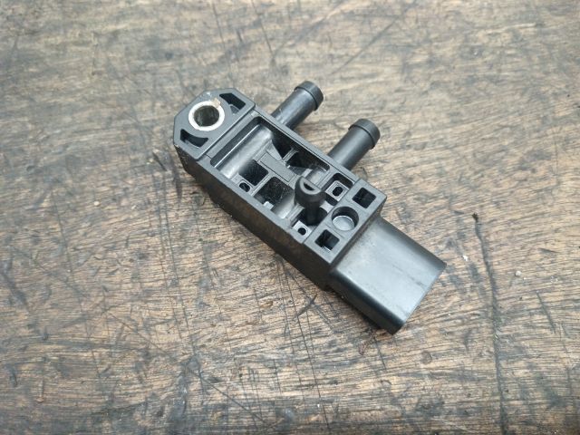 bontott SKODA OCTAVIA III Kipufogó Nyomásérzékelő