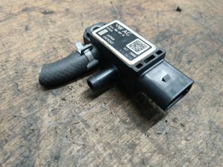 bontott SKODA OCTAVIA III Kipufogó Nyomásérzékelő