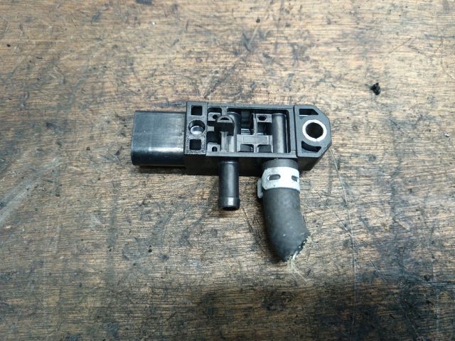 bontott SKODA OCTAVIA III Kipufogó Nyomásérzékelő