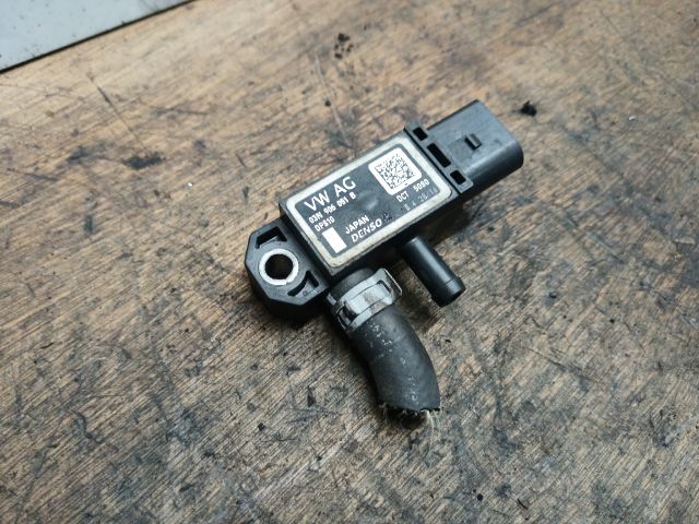 bontott SKODA OCTAVIA III Kipufogó Nyomásérzékelő