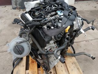 bontott SKODA OCTAVIA III Komplett Motor (Segédberendezésekkel)