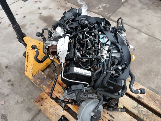 bontott SKODA OCTAVIA III Komplett Motor (Segédberendezésekkel)