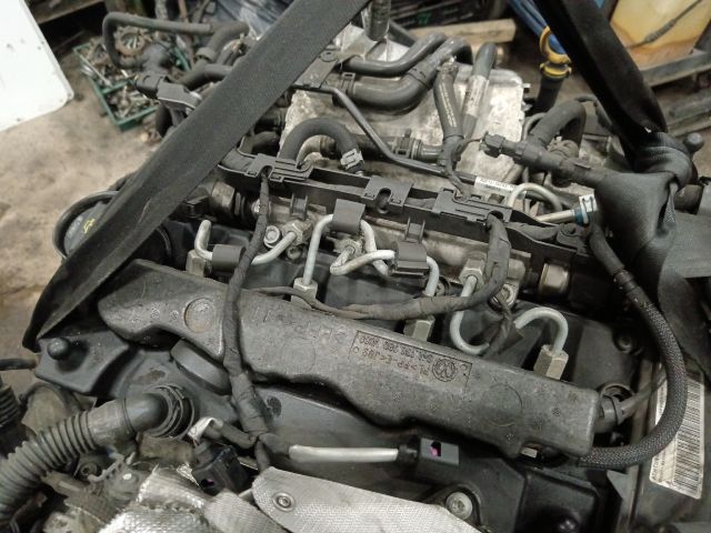 bontott SKODA OCTAVIA III Komplett Motor (Segédberendezésekkel)