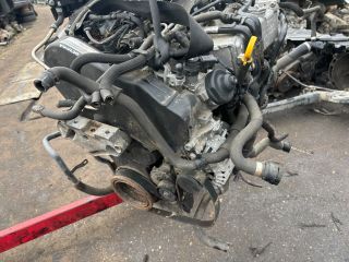 bontott SKODA OCTAVIA III Komplett Motor (Segédberendezésekkel)