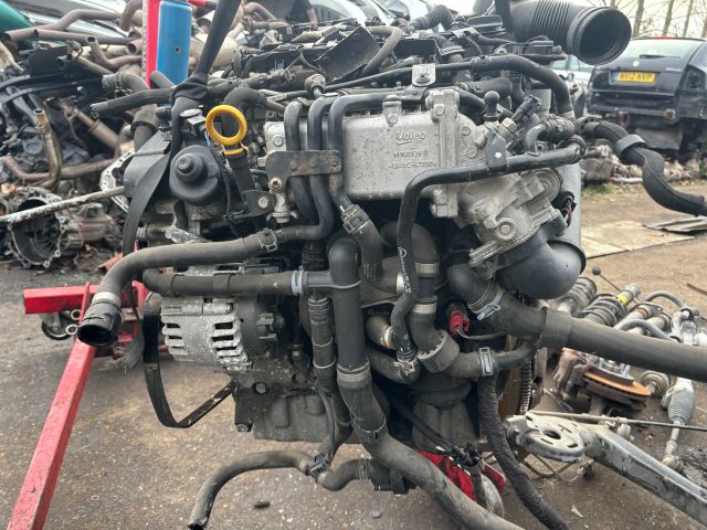 bontott SKODA OCTAVIA III Komplett Motor (Segédberendezésekkel)