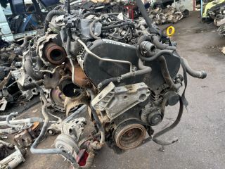 bontott SKODA OCTAVIA III Komplett Motor (Segédberendezésekkel)