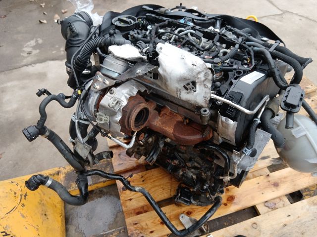 bontott SKODA OCTAVIA III Komplett Motor (Segédberendezésekkel)