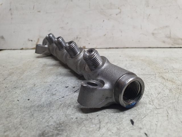 bontott SKODA OCTAVIA III Közösnyomócső