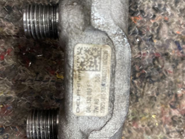 bontott SKODA OCTAVIA III Közösnyomócső