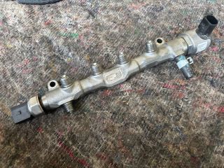 bontott SKODA OCTAVIA III Közösnyomócső