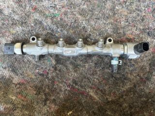 bontott SKODA OCTAVIA III Közösnyomócső