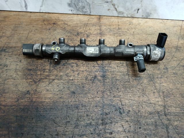 bontott SKODA OCTAVIA III Közösnyomócső