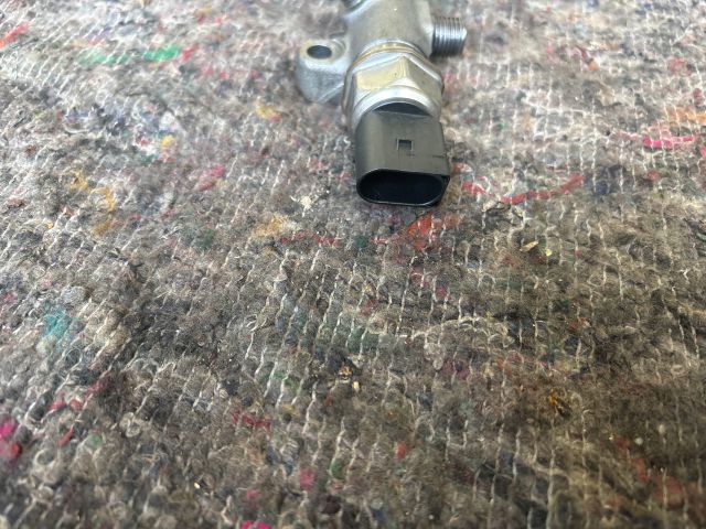 bontott SKODA OCTAVIA III Közösnyomócső