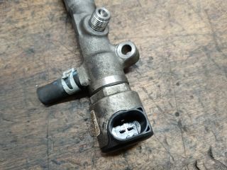 bontott SKODA OCTAVIA III Közösnyomócső