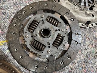 bontott SKODA OCTAVIA III Kuplung Szett Lendkerékkel