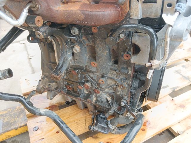 bontott SKODA OCTAVIA III Motor (Fűzött blokk hengerfejjel)