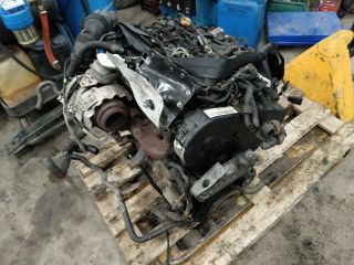 bontott SKODA OCTAVIA III Motor (Fűzött blokk hengerfejjel)