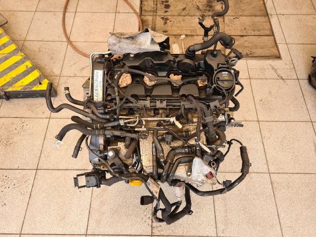 bontott SKODA OCTAVIA III Motor (Fűzött blokk hengerfejjel)