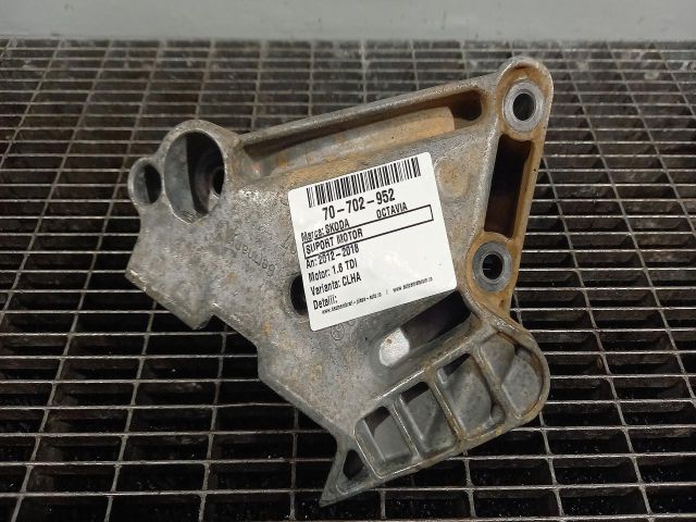 bontott SKODA OCTAVIA III Motor Tartó Bak (Pozíciófüggetlen)
