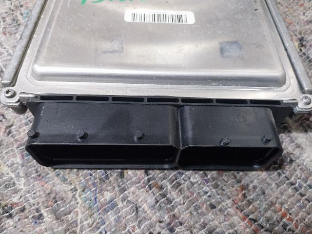 bontott SKODA OCTAVIA III Motorvezérlő