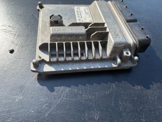 bontott SKODA OCTAVIA III Motorvezérlő