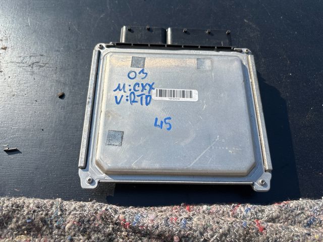 bontott SKODA OCTAVIA III Motorvezérlő