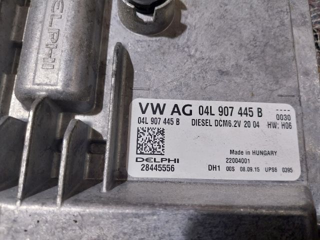 bontott SKODA OCTAVIA III Motorvezérlő