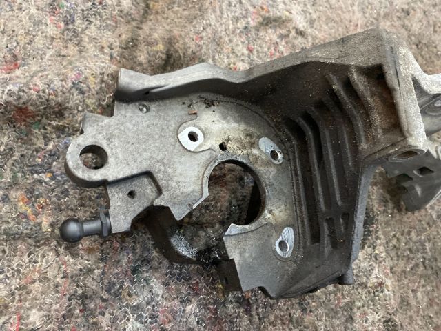 bontott SKODA OCTAVIA III Nagynyomású Szivattyú Bak