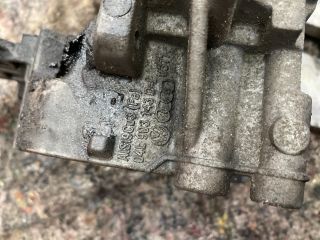 bontott SKODA OCTAVIA III Nagynyomású Szivattyú Bak