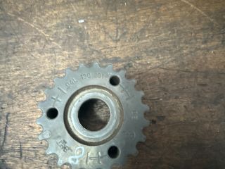 bontott SKODA OCTAVIA III Nagynyomású Szivattyú Bordáskerék / Lánckerék