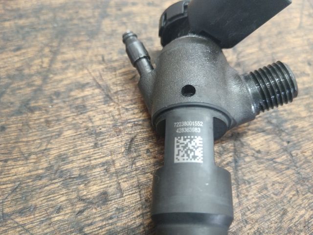 bontott SKODA OCTAVIA III Porlasztó (1 db)