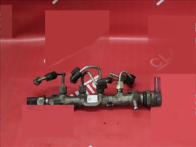 bontott SKODA OCTAVIA III Porlasztó Sor / Híd