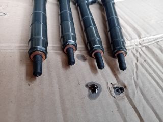 bontott SKODA OCTAVIA III Porlasztó Sor / Híd