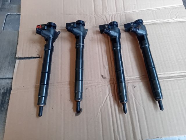 bontott SKODA OCTAVIA III Porlasztó Sor / Híd