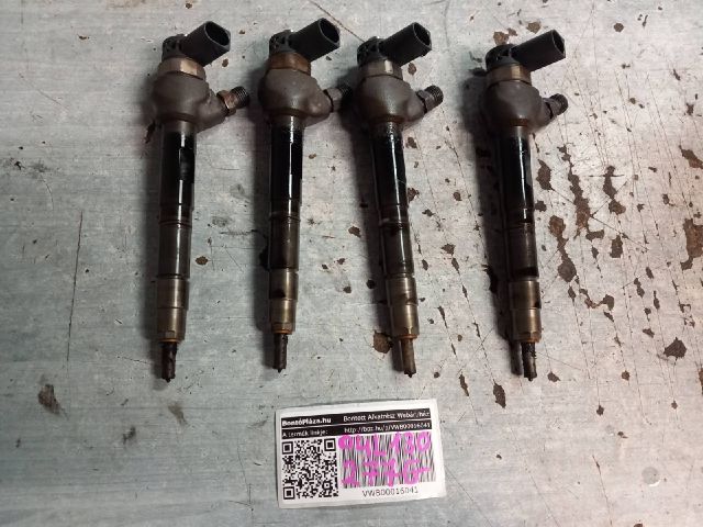 bontott SKODA OCTAVIA III Porlasztó Sor / Híd