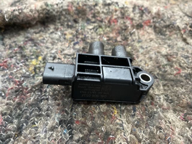 bontott SKODA OCTAVIA III Részecskeszűrő Nyomásérzékelő