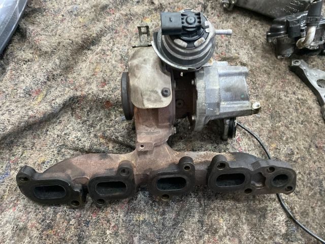 bontott SKODA OCTAVIA III Turbó