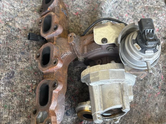 bontott SKODA OCTAVIA III Turbó