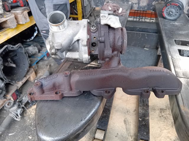 bontott SKODA OCTAVIA III Turbó