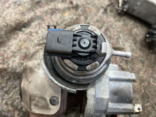 bontott SKODA OCTAVIA III Turbó