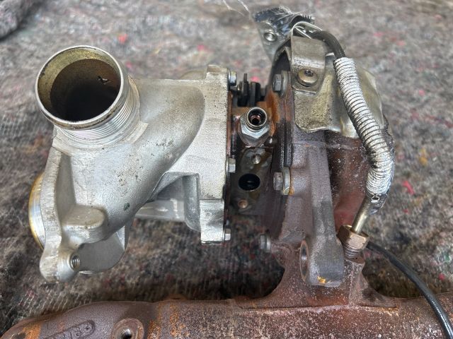 bontott SKODA OCTAVIA III Turbó