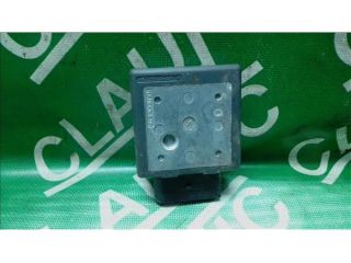 bontott SKODA OCTAVIA III Üzemanyag Szivattyú Relé