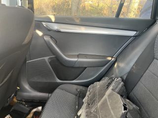 bontott SKODA OCTAVIA III Váltó Kulissza