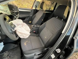 bontott SKODA OCTAVIA III Váltó Kulissza