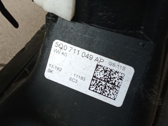 bontott SKODA OCTAVIA III Váltó Kulissza