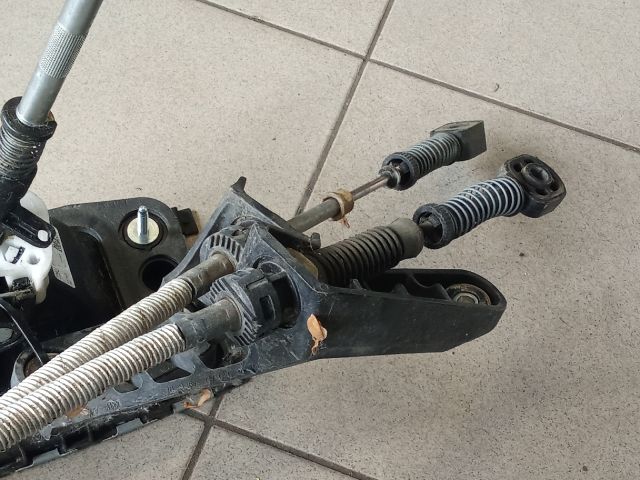 bontott SKODA OCTAVIA III Váltó Kulissza