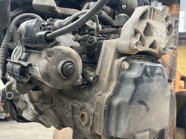 bontott SKODA OCTAVIA III Váltó (Mechanikus)