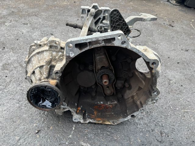 bontott SKODA OCTAVIA III Váltó (Mechanikus)