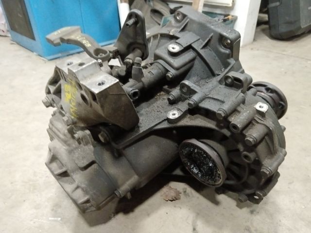 bontott SKODA OCTAVIA III Váltó (Mechanikus)