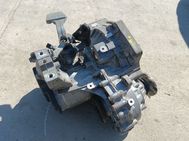 bontott SKODA OCTAVIA III Váltó (Mechanikus)